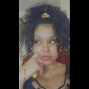 Meet your Posher, Donatella